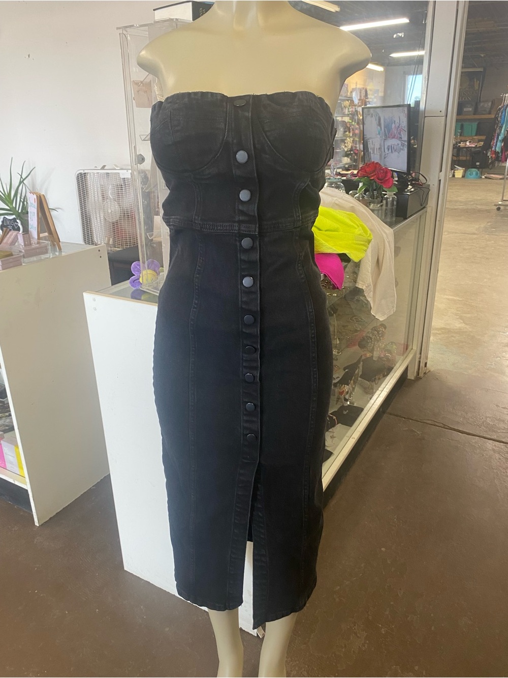 Zara Strapless Black Button-Front Midi Dress